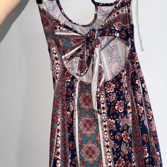 Various Print Dress with Tie Back - Picture 3 of 4